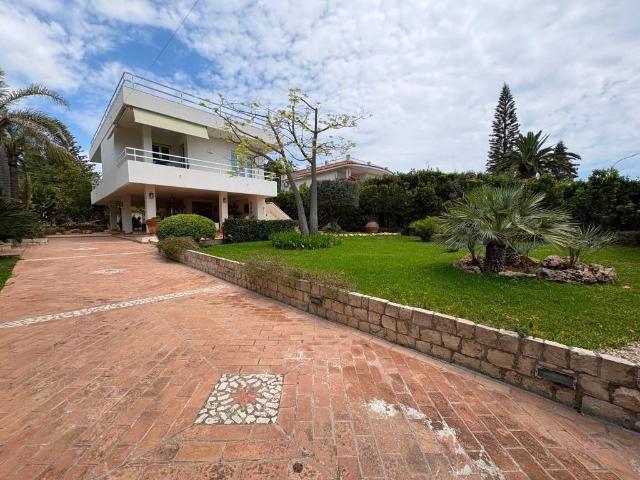 Villa Indipendente in vendita a Siracusa, Sicilia