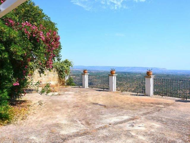 Villa Indipendente in vendita a Siracusa, Sicilia