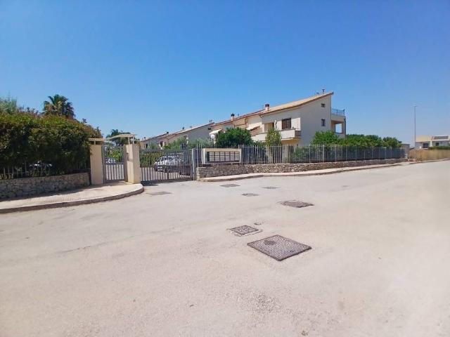 Villa Indipendente in vendita a Villaggio Elios, Siracusa