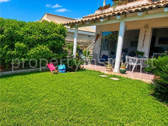 Villa Indipendente in vendita a Siracusa, Sicilia