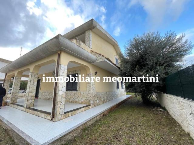 Villa Indipendente in vendita a Epipoli, Siracusa