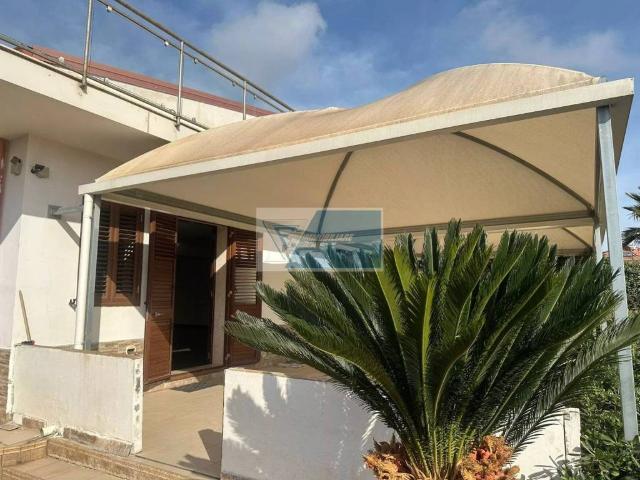 Villa Indipendente in vendita a Epipoli, Siracusa