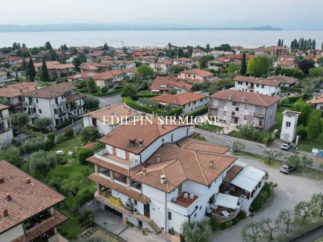 Villa Indipendente in vendita a Lugana, Sirmione