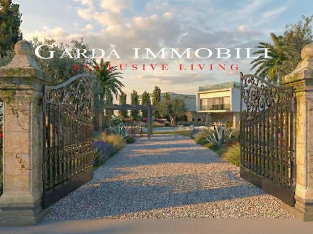 Villa Indipendente in vendita a Sirmione, Lombardia