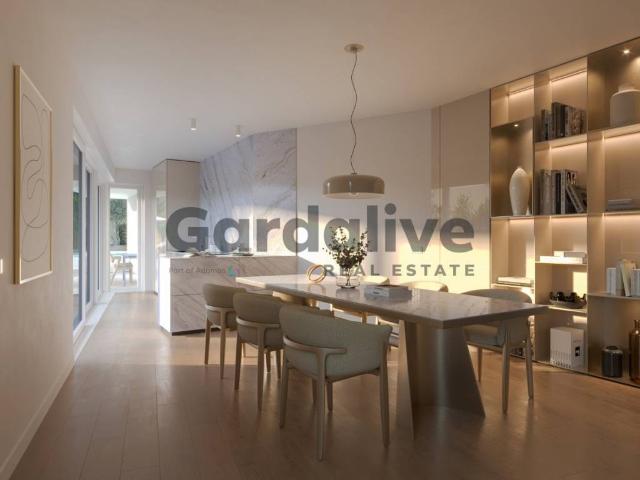 Villa Indipendente in vendita a Lugana, Sirmione