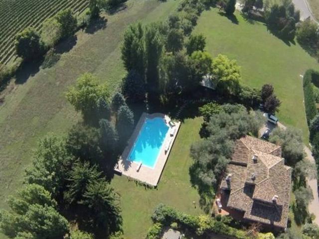 Villa Indipendente in vendita a Lugana, Sirmione