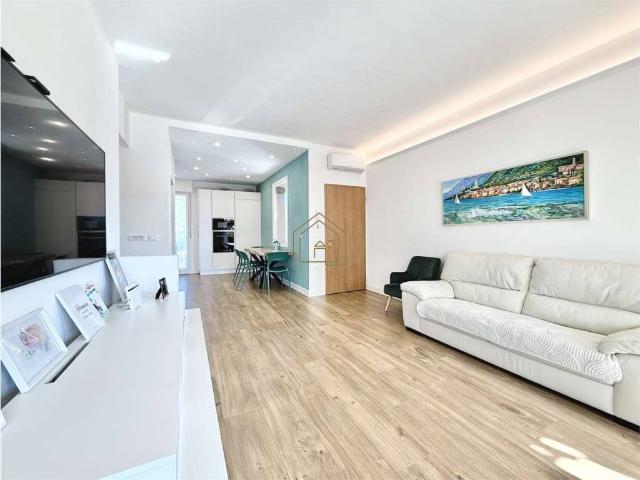 Villa Indipendente in vendita a Lugana, Sirmione