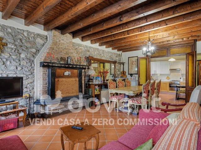 Villa Indipendente in vendita a Lugana, Sirmione