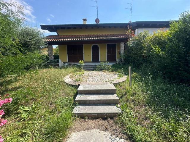 Villa Indipendente in vendita a Lugana, Sirmione