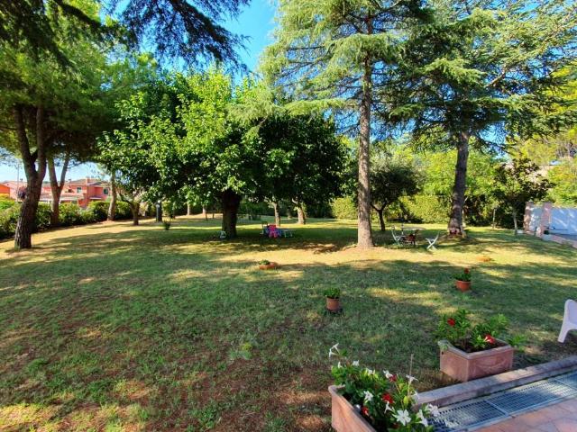 Villa Indipendente in vendita a Marche, Ancona
