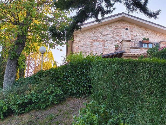 Villa Indipendente in vendita a Marche, Ancona