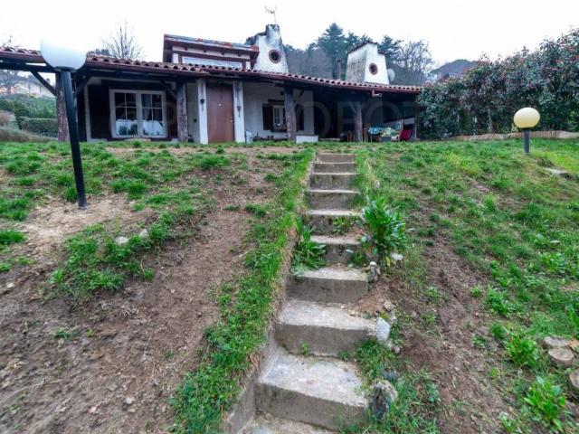Villa Indipendente in vendita a Ca' Nova, Sirtori