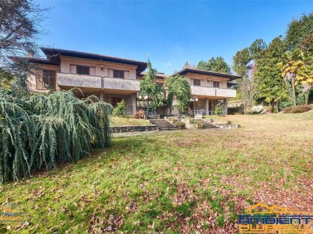 Villa Indipendente in vendita a Ca' Nova, Sirtori