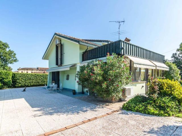 Villa Indipendente in vendita a Ronco Campo Canneto, Sissa Trecasali