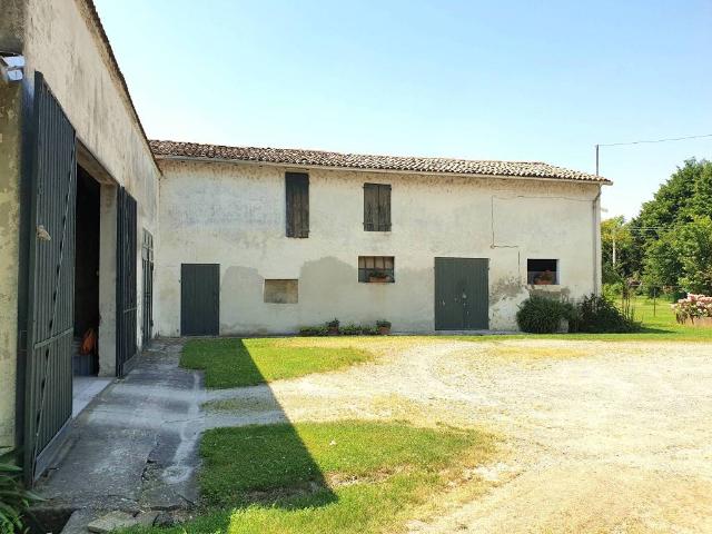 Villa Indipendente in vendita a Ronco Campo Canneto, San Secondo Parmense