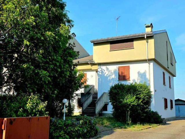 Villa Indipendente in vendita a Sissa Trecasali, San Secondo Parmense