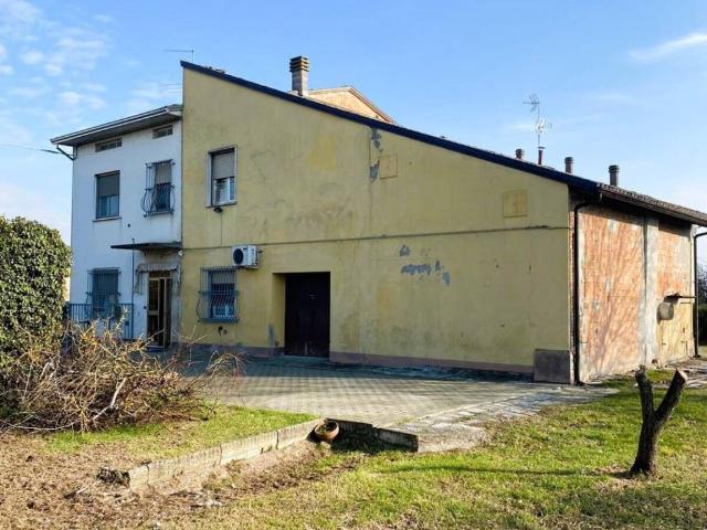 Villa Indipendente in vendita a Sissa Trecasali, Coltaro