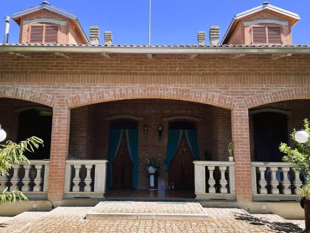 Villa Indipendente in vendita a Sissa Trecasali, Sissa