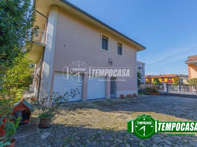 Villa Indipendente in vendita a Siziano, Lombardia
