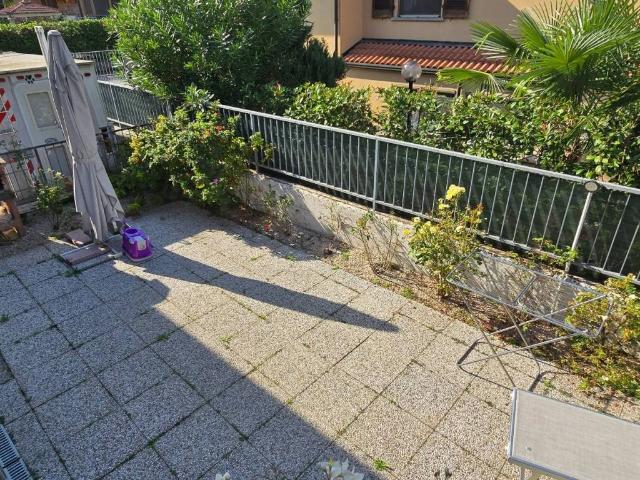 Villa Indipendente in vendita a Siziano, Lombardia