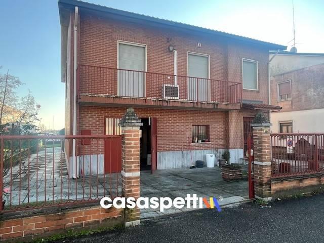 Villa Indipendente in vendita a Siziano, Lombardia