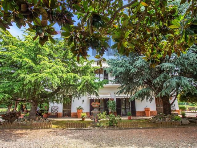 Villa Indipendente in vendita a Piemonte, Novara