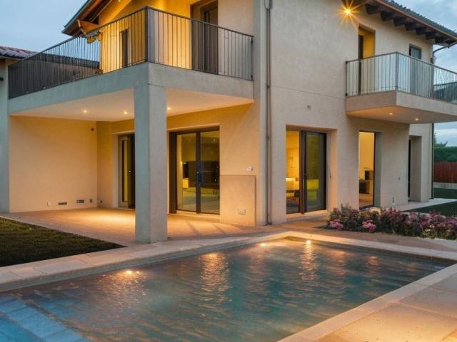 Villa Indipendente in vendita a Soave, Verona