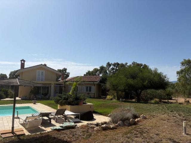 Villa Indipendente in vendita a Solarussa, Sardigna/Sardegna