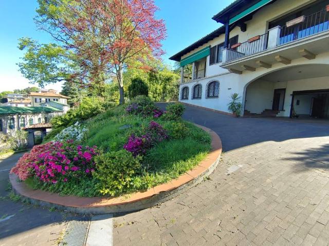 Villa Indipendente in vendita a Monte, Solbiate Arno
