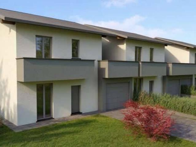 Villa Indipendente in vendita a Solbiate, Solbiate con Cagno