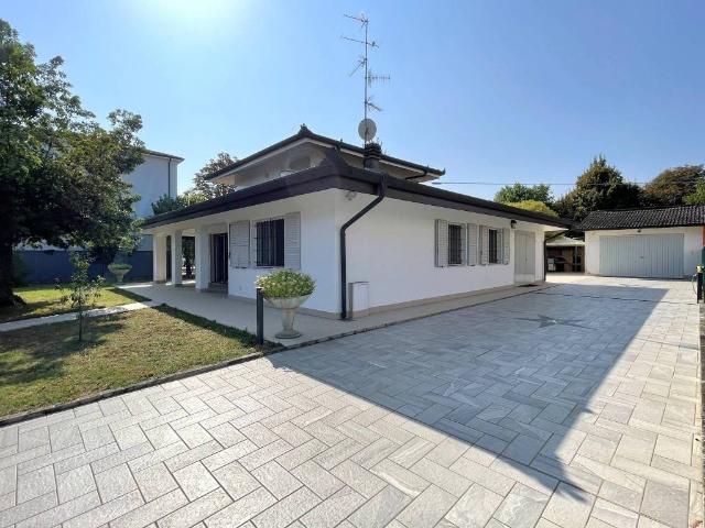 Villa Indipendente in vendita a Unione delle Terre d'Argine, Soliera