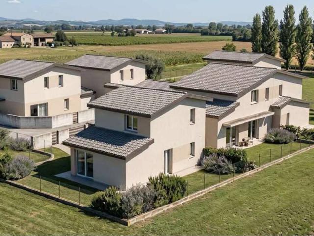 Villa Indipendente in vendita a Unione delle Terre d'Argine, Soliera