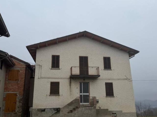 Villa Indipendente in vendita a Solignano, Reggio Emilia