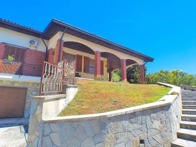 Villa Indipendente in vendita a Piemonte, Alessandria