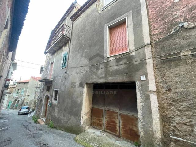 Villa Indipendente in vendita a Solopaca, Campania