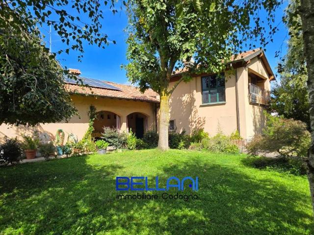 Villa Indipendente in vendita a Somaglia, Lombardia