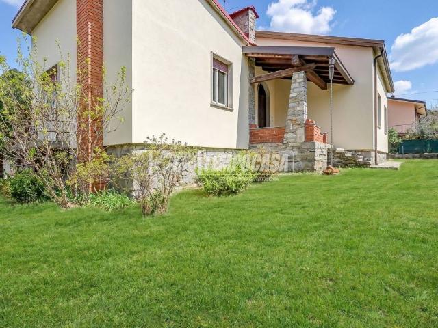 Villa Indipendente in vendita a Mezzana, Somma Lombardo