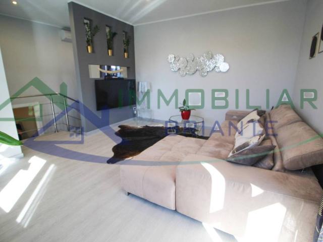 Villa Indipendente in vendita a Mezzana, Somma Lombardo