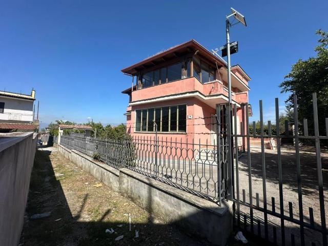 Villa Indipendente in vendita a Rione Trieste, Somma Vesuviana