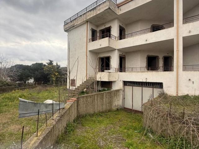 Villa Indipendente in vendita a Borgo Casamale, Somma Vesuviana