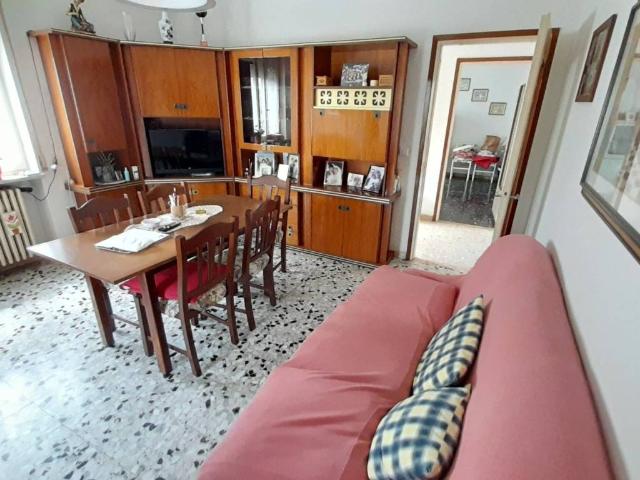 Villa Indipendente in vendita a Sommacampagna, Veneto