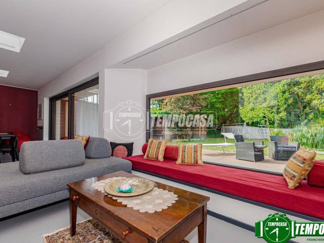 Villa Indipendente in vendita a Sommo, Lombardia