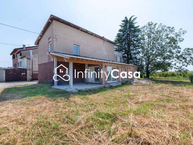 Villa Indipendente in vendita a Sona, Veneto