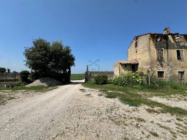 Villa Indipendente in vendita a Sona, Veneto