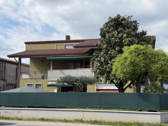 Villa Indipendente in vendita a Mancalacqua, Sona