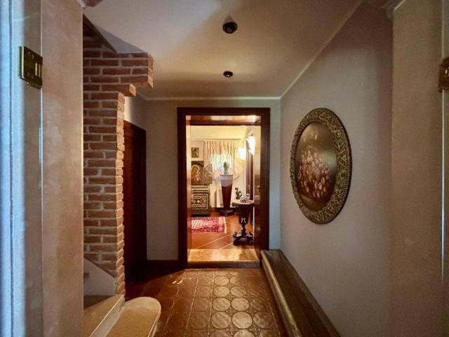 Villa Indipendente in vendita a Sona, Veneto