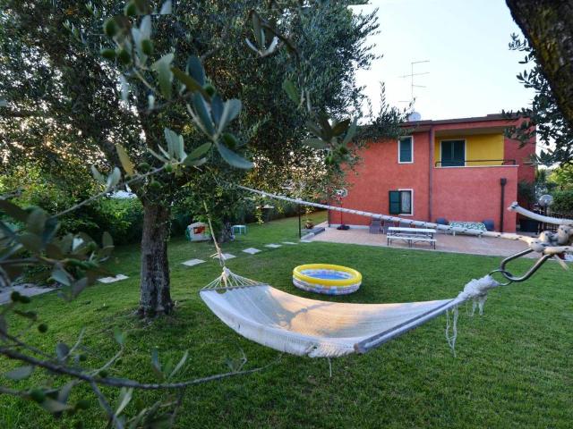 Villa Indipendente in vendita a Palazzolo, Sona