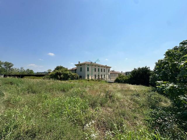 Villa Indipendente in vendita a Sona, Veneto