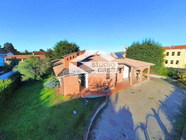Villa Indipendente in vendita a Soncino, Lombardia