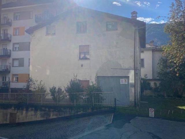 Villa Indipendente in vendita a Campoledro, Sondrio